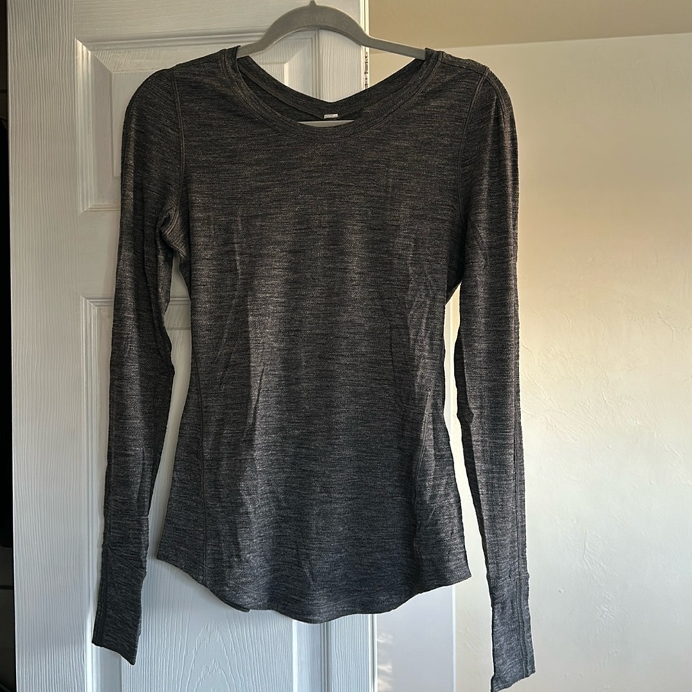 Lululemon long sleeve top